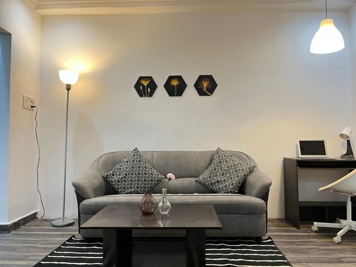 Bedchambers Serviced Apartments, Hyderabad Exterior photo