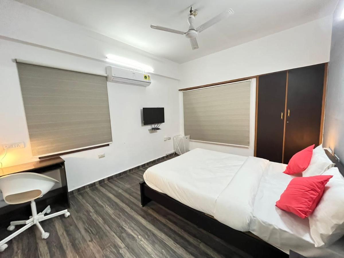Bedchambers Serviced Apartments, Hyderabad Exterior photo